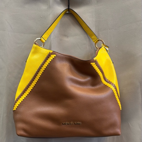 NWT Michael Kors Karson Pebbled Leather LG Shoulder Bag Luggage/citrus - Picture 1 of 5
